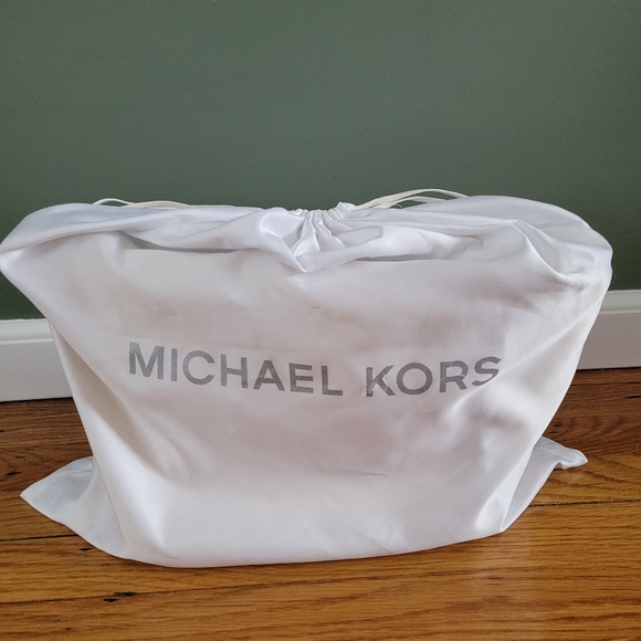 Michael Kors Yellow Tote Bag - Picture 10 of 10